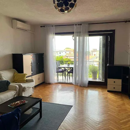 In Porec/istrien 33042 Apartment Porec